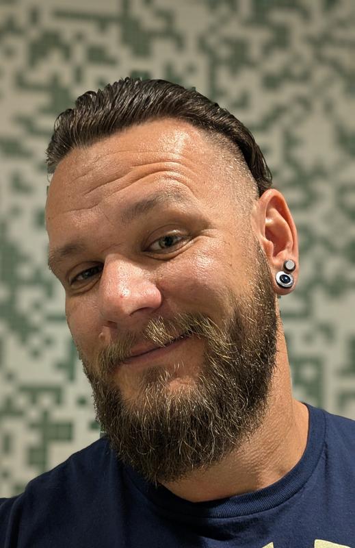 Customer photo for "Best beard oil around!"