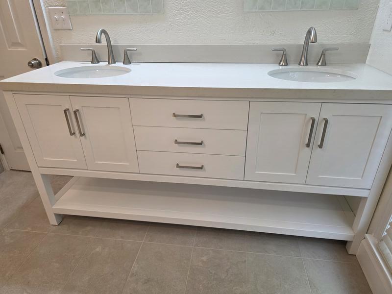 Ariel Vanity Carrara White Quartz Sidesplash