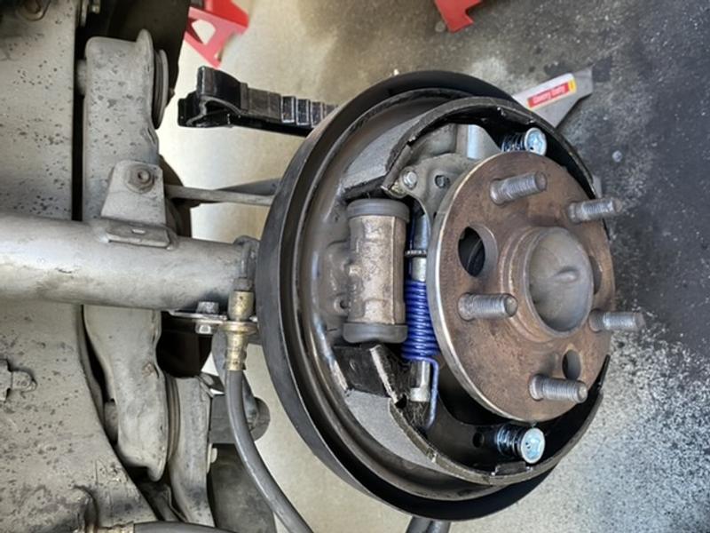 Duralast Brake Shoes 587