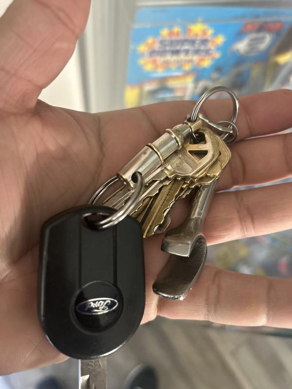 Ford keychain autozone store
