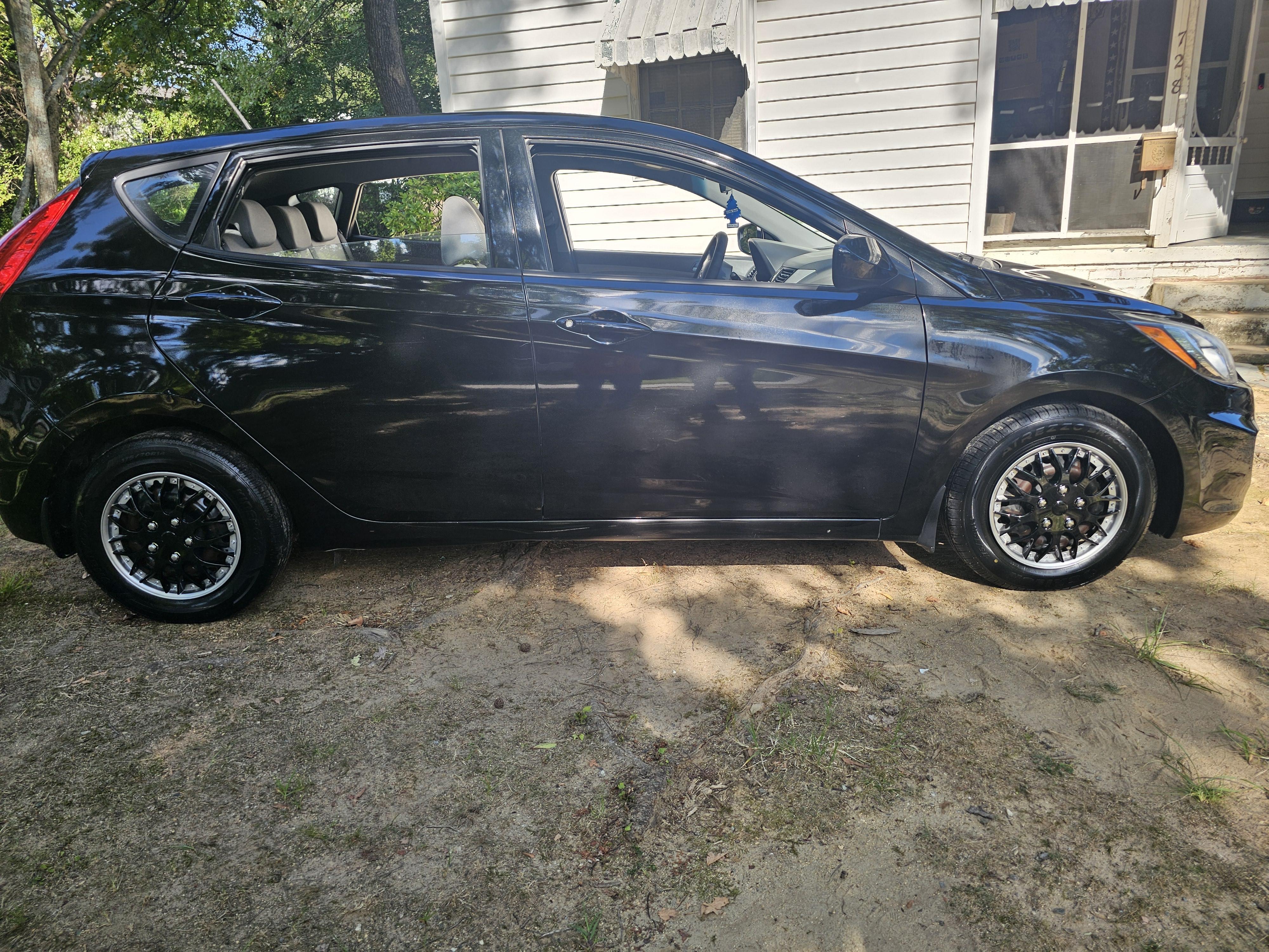 KT Chrome Ice Black 15in Universal Wheel Cover/Hub Cap