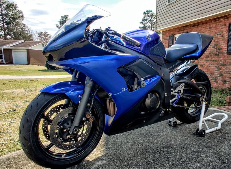 Rust-Oleum Matte Finish Blue Lacquer Spray Paint | AutoZone