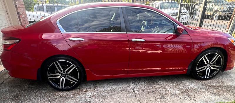 Sprayway Inc. High Gloss Tire Shine: Gives Your Tires A Long-Lasting