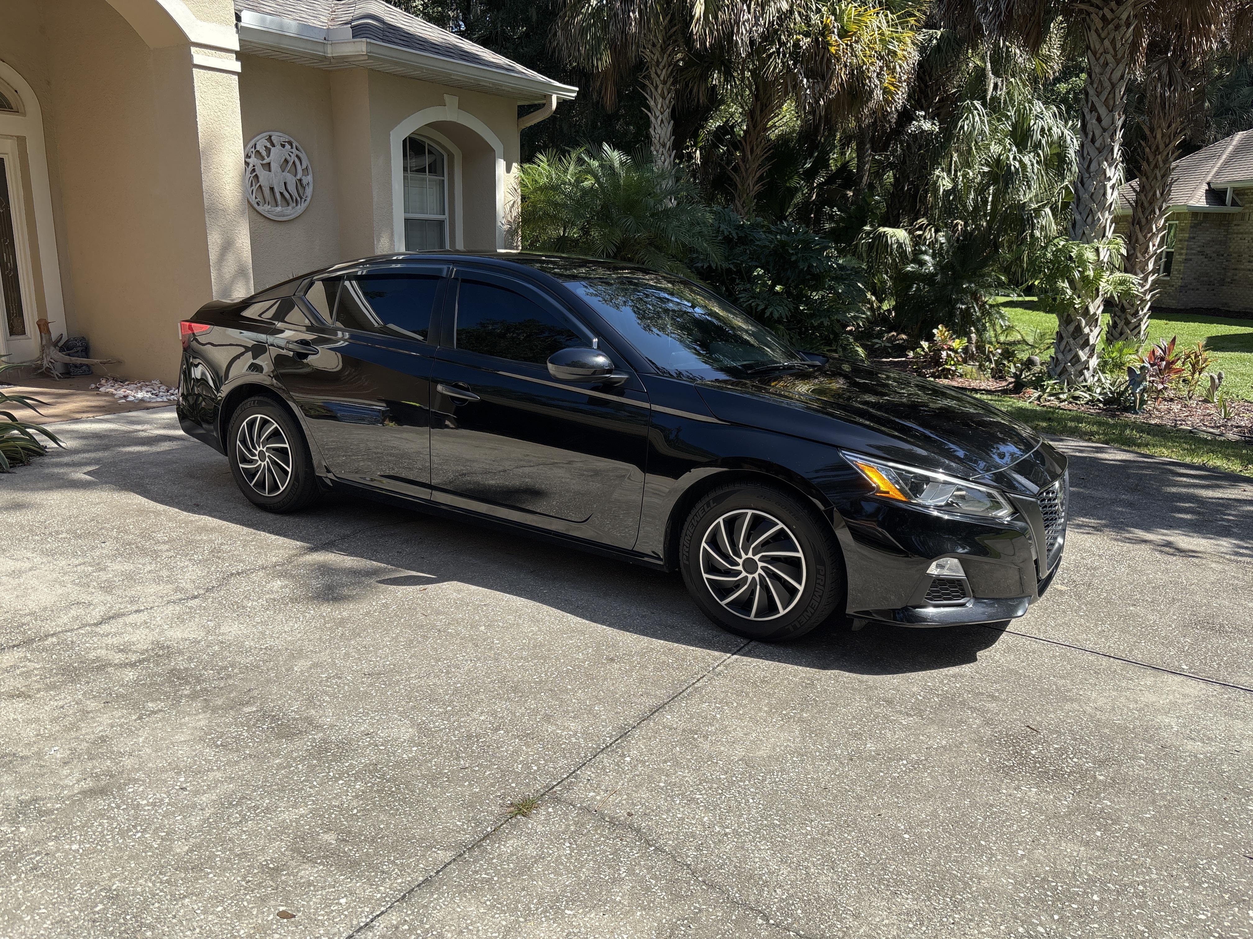 Alpena Silver and Black 16in Turbo Universal Wheel Cover