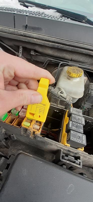 Bussmann Fuse Tester and Puller
