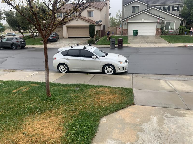 DupliColor Perfect Match Universal White Spray paint 8oz Reviews