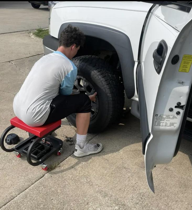 OEMTOOLS Brake and Power Steering Bleeder Kit with Hand Vacuum Pump Reviews