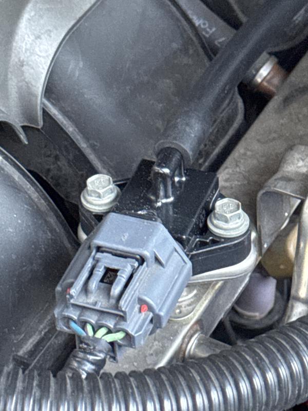 Duralast Fuel Injection Pressure Sensor SU8744