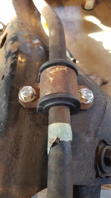 Duralast Sway Bar Bracket Bushing HB200307