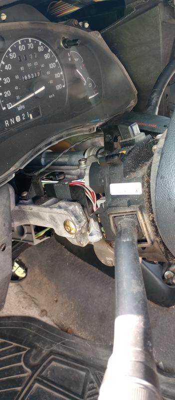 thumbnail image 2 of Steering Column Shift Tube Assembly With Bushings For Ford F150 F250 (1995-2011) - Replaces 905-102 2 of 5