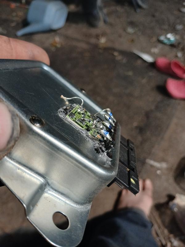 The Mach 1 is waiting for a chance to secape