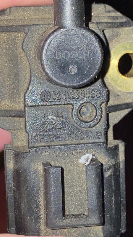 Duralast Fuel Injection Pressure Sensor SU8744