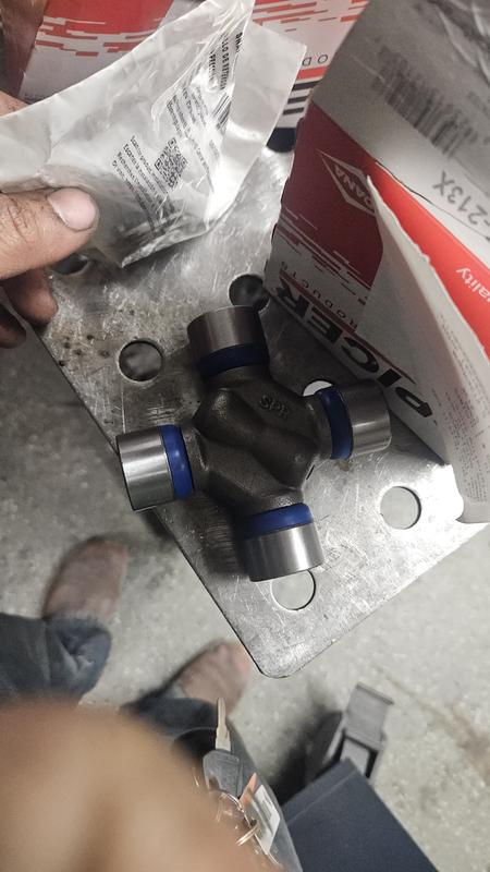 Spicer U-Joint 5-213X | AutoZone