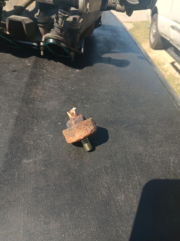 Duralast Ignition Knock (Detonation) Sensor SU1282 | AutoZone