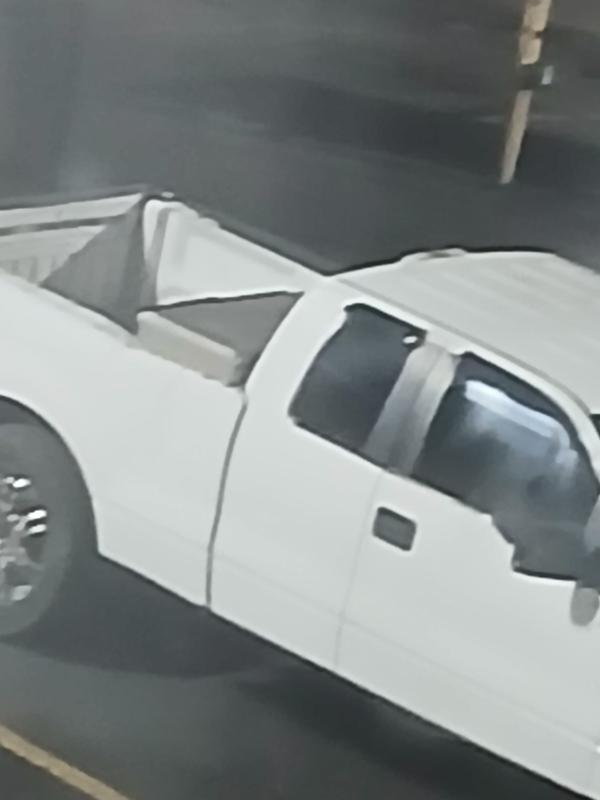 DupliColor Perfect Match Touch Up Paint Oxford White Paint Code 9L, Y0