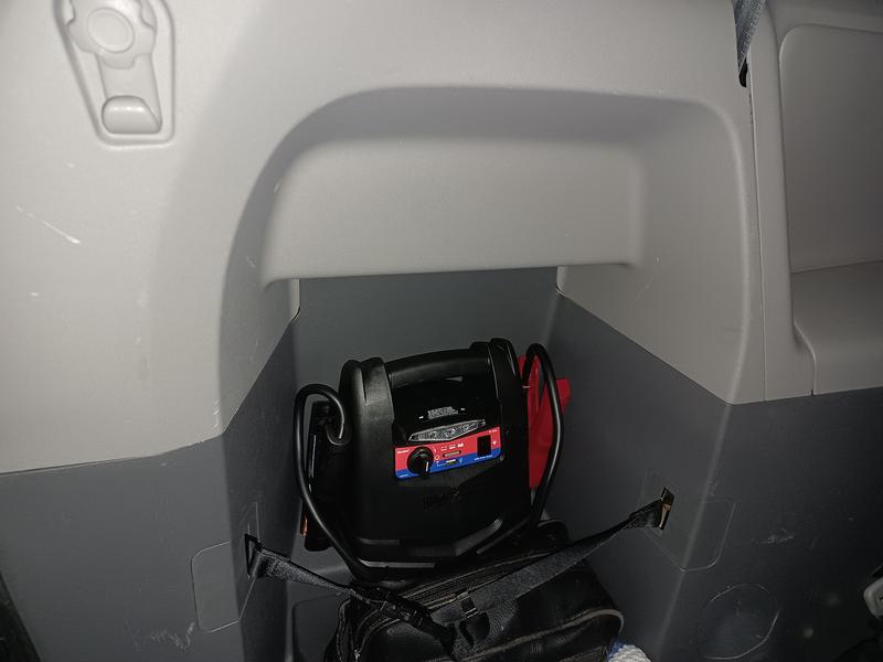 Duralast 800 Amps Portable Battery Jump Starter DL800 Reviews