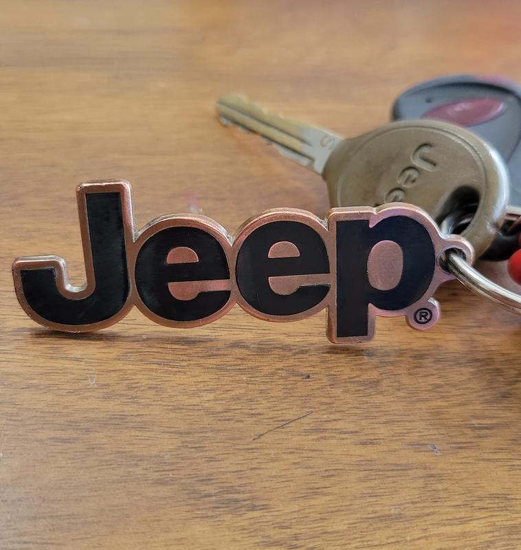 Plasticolor Jeep Grill Key Chain: Black, Enamel, Chrome Plated Split Ring,  1 Pack 004477R01 - Advance Auto Parts