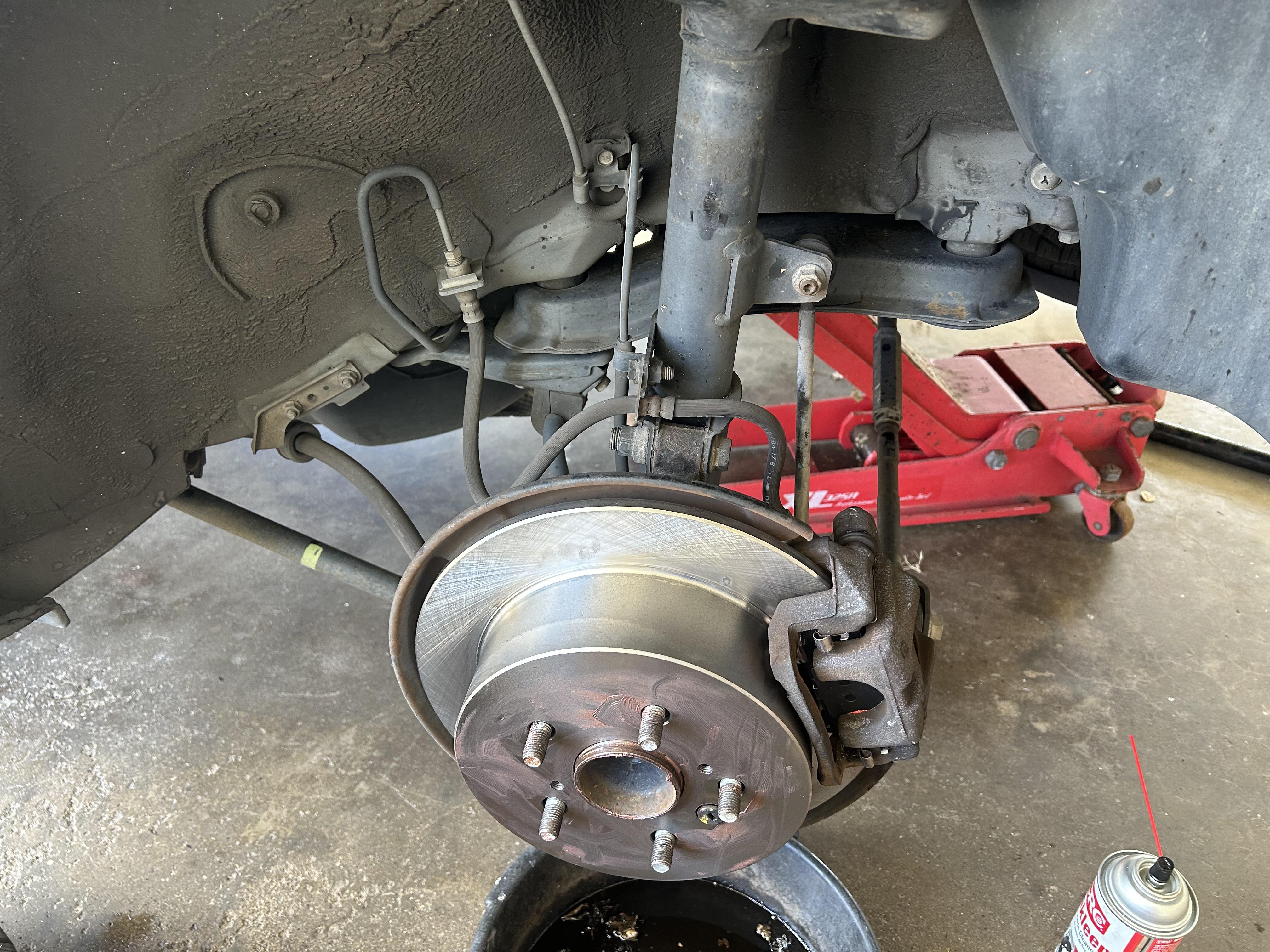 Duralast Ceramic Brake Pads MKD996