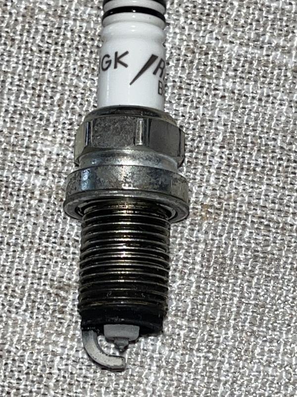 イーギー NGK BKR8EIX 2668 Iridium Spark Plug 6 Pack Set, Heat Range