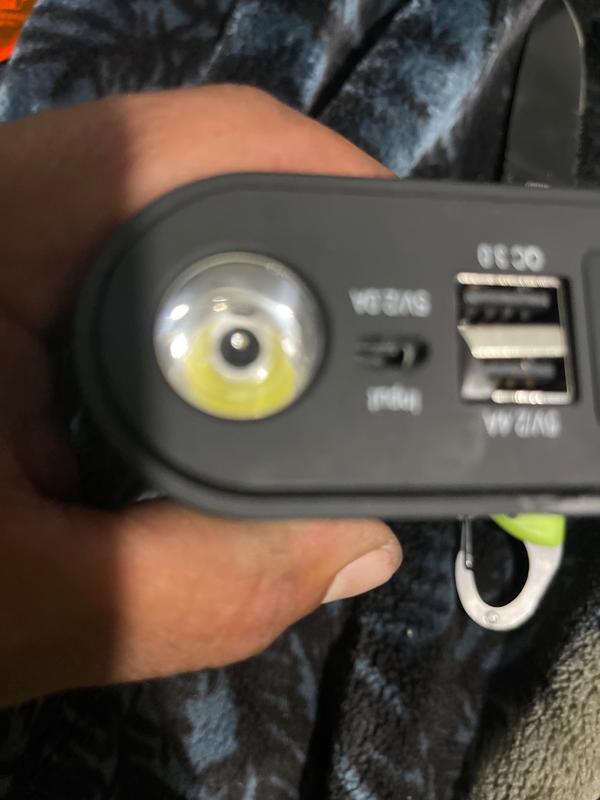 Duralast 800 Amps Lithium Portable Battery Jump Starter DL800L Reviews