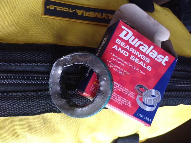 National 475322N National 475322N Oil Seal