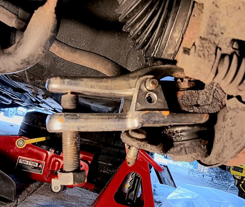 OEMTOOLS 7/8in Fork Opening Ball Joint Separator Reviews