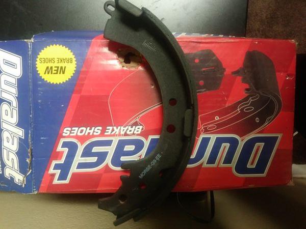 Duralast Brake Shoes 587