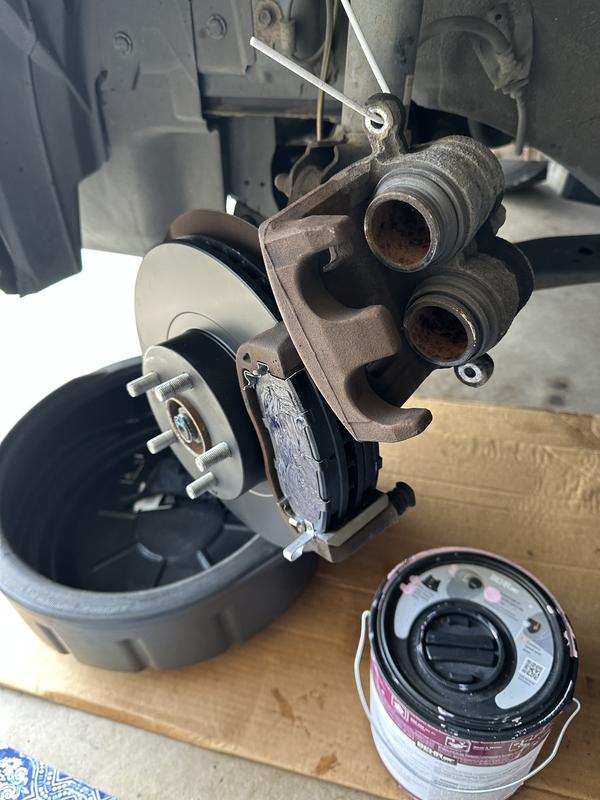 Duralast Gold Semi-Metallic Disc Brake Pad Set DG929