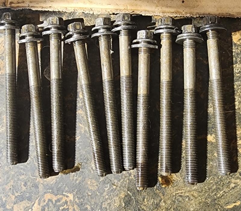 Fel-Pro ES72199 Head Bolt Set - Engine Gasket Replacement Bolts