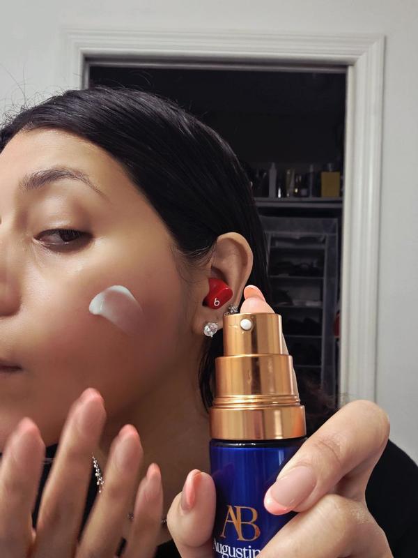 Customer carousel item 9.