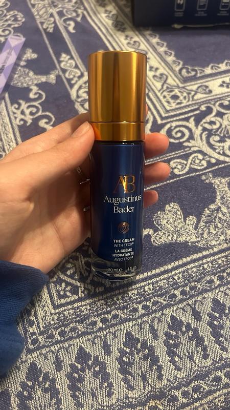 Customer carousel item 6.