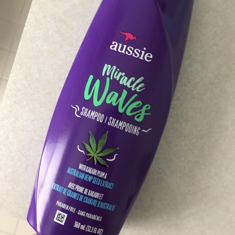 Miracle Waves Anti-Frizz Hemp Shampoo | Aussie