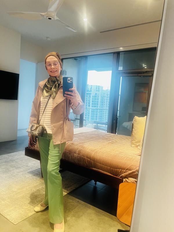 Review Thumbnail Image 1 382899673