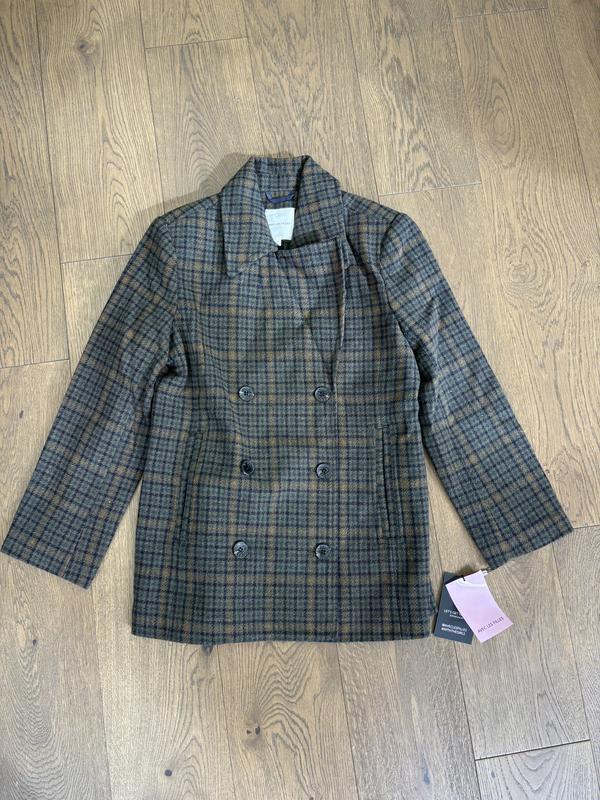 Review Thumbnail Image 0 356352997