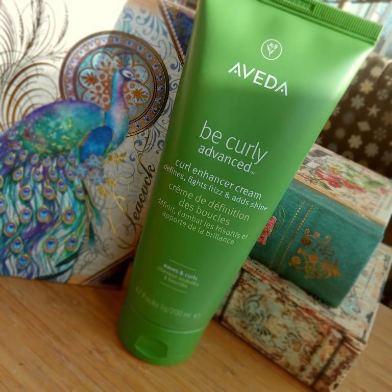 Customer photo for "Love the scent! And curls are so soft!"