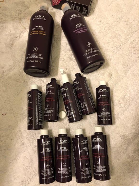 Customer photo for "Tangles hair."
