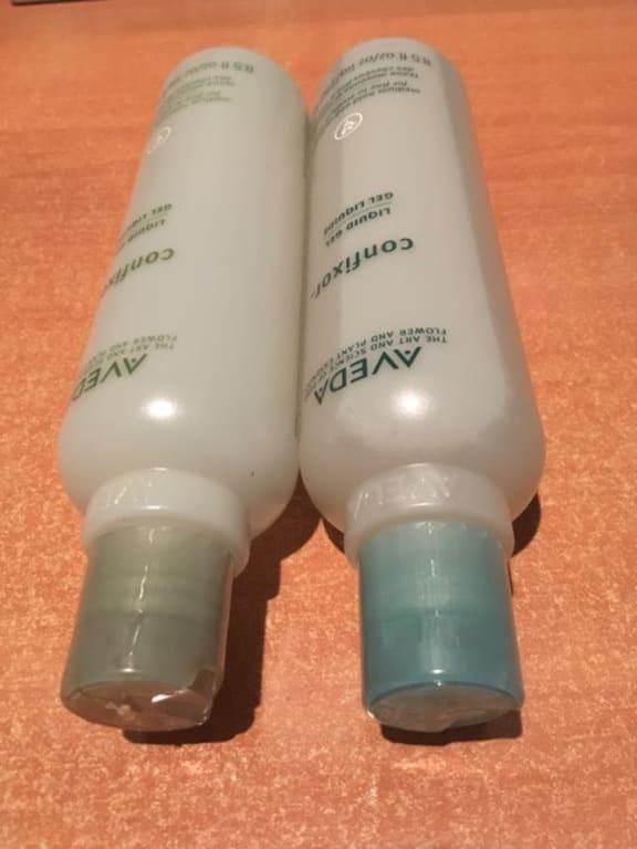 Customer photo for "I love it, but what's with the blue-green cap?"