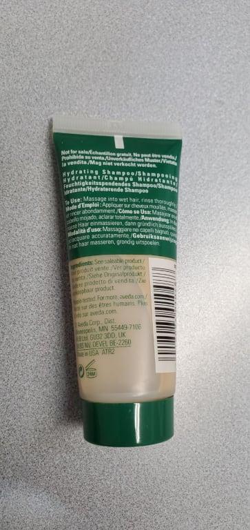 Customer photo for "Works well for my dry hair"