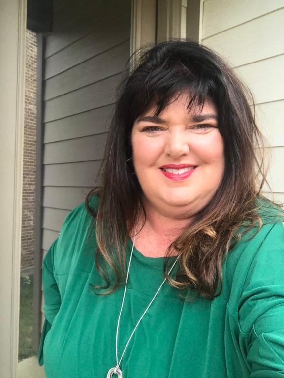 Customer photo for "I love how it repairs my hair"