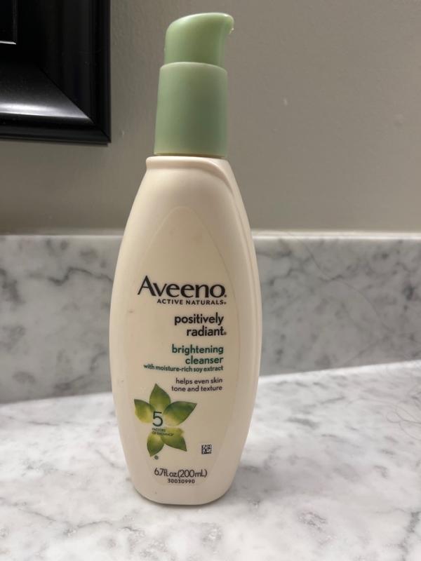 Aveeno positively deals radiant brightening cleanser