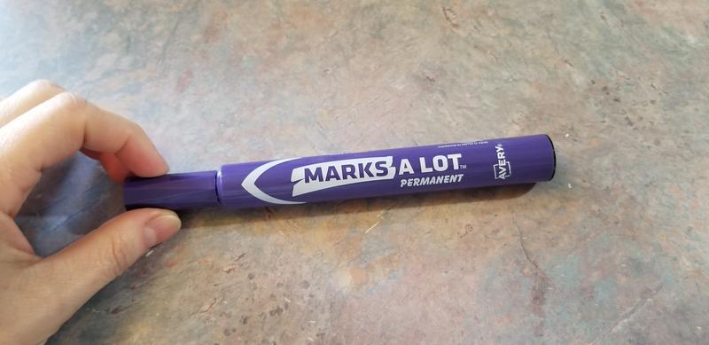 Avery Marks-A-Lot Large Desk-Style Permanent Marker Chisel Tip