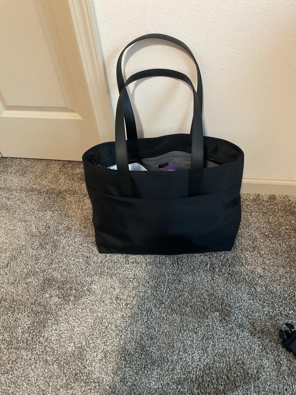 patagonia black hole 35l khaki Wheeled 40L Duffel Venture-Ready-Pack-20L-Bronze Use the top and Hike at Monte Sano Size:30