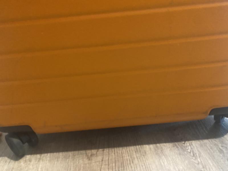 Customer photo for "Looks Great, But Quality Didn’t Hold Up"