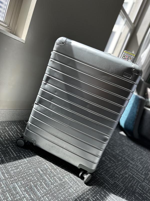 Review Thumbnail Image 0 384742443