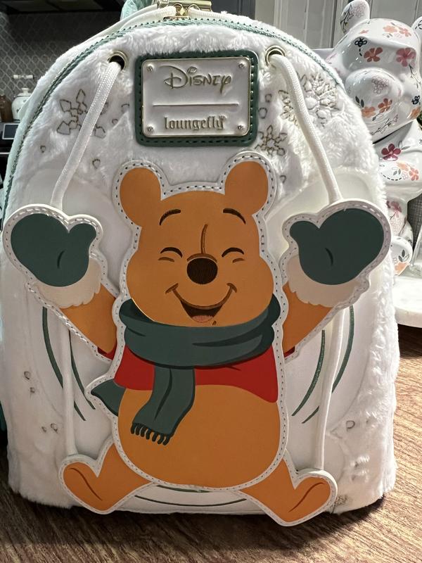 Loungefly Disney Winnie the Pooh Snow Angel Swivel Mini  display picture 1