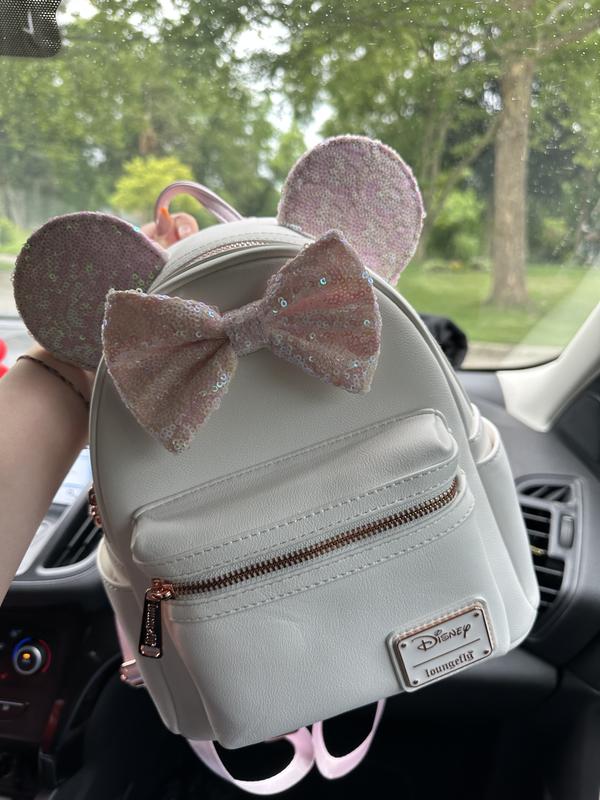 Loungefly Disney ✨ Minnie Mouse Iridescent Sequin purchases Backpack