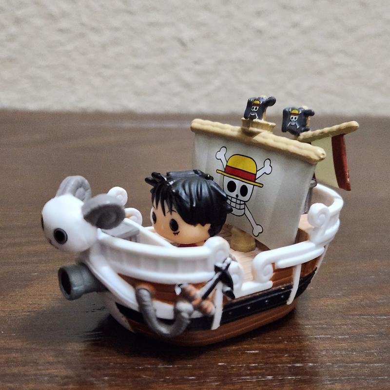 Funko Bitty Pop! Ride – One Piece – Going Merry Avec Luffy – Figurine Vinyl 9,5 Cm – Officiel – Collectionneur