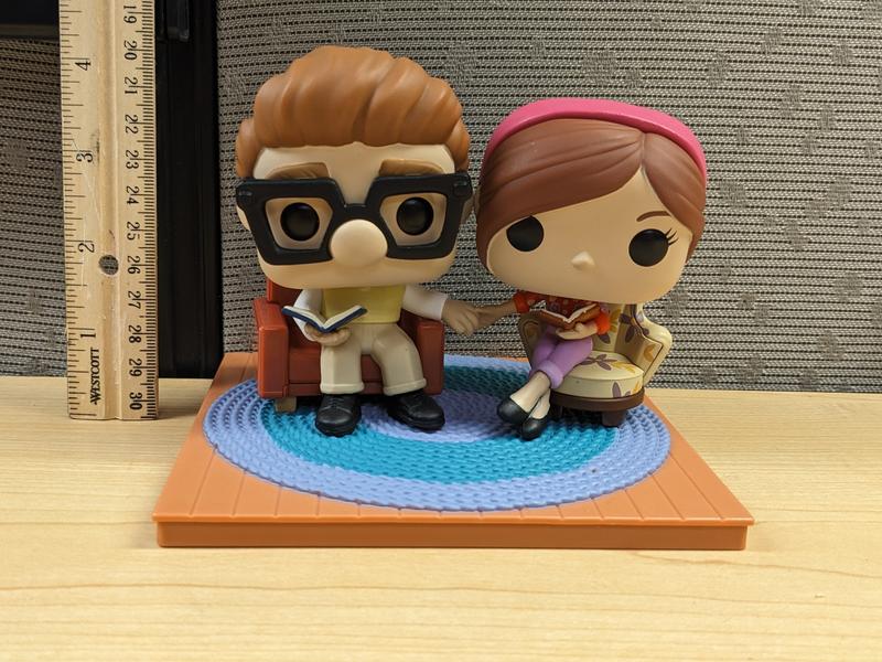 Funko Pop Disney100 Up Carl and Ellie (Young) Deluxe Moment Box Lunch  Exclusive 