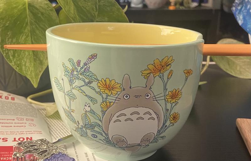 Studio Ghibli My Neighbor Totoro Ramen Bowl with Lid and Chopsticks -  BoxLunch Exclusive