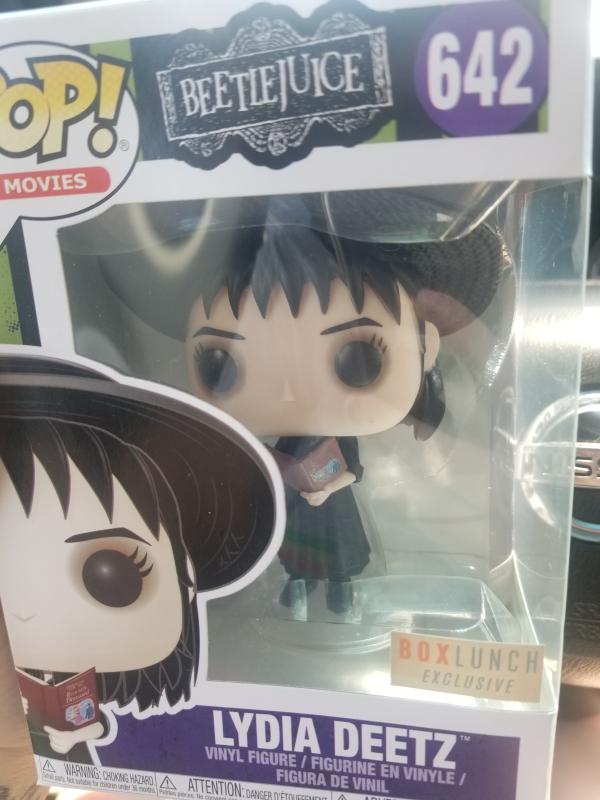 Funko Pop Lydia Deetz hotsell Box Lunch Ex.